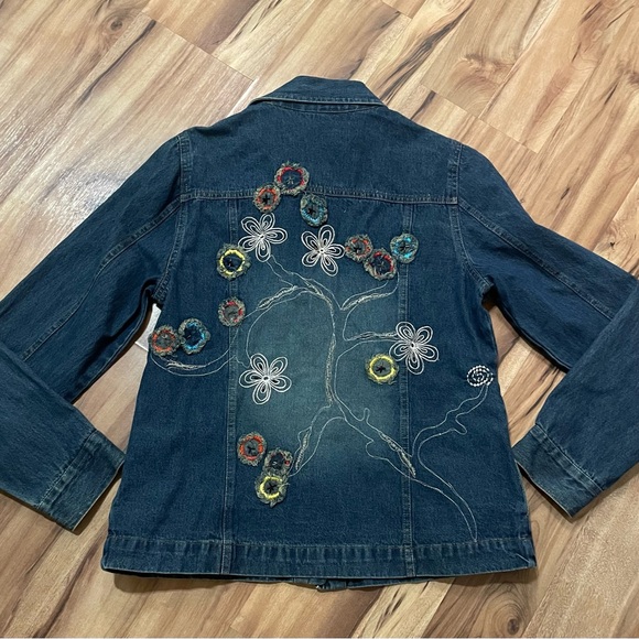 VTG Christopher & Banks Blue Denim Jacket with Floral Embroidery Sz M - Picture 3 of 11
